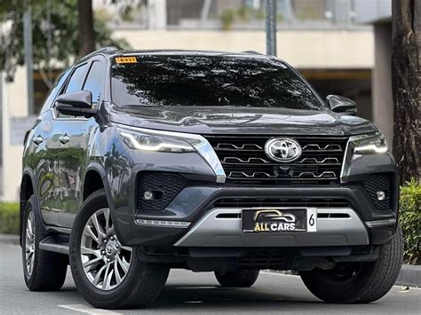Used Toyota fortuner V .